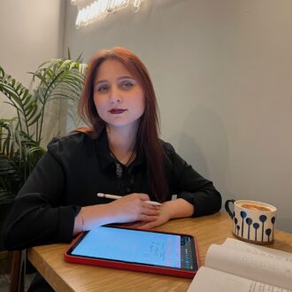 Анна Лотникова